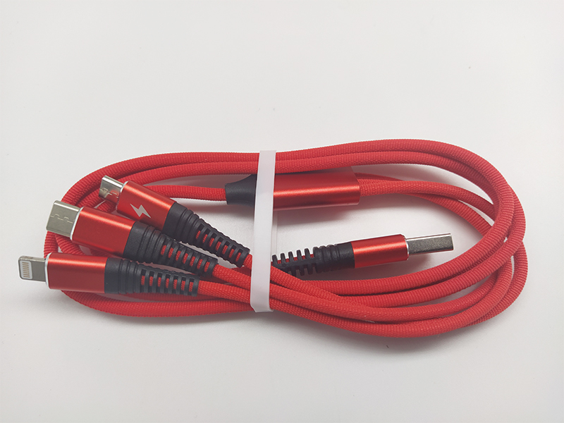 充電數(shù)據(jù)線，聯(lián)鑫德誠(chéng)一拖三數(shù)據(jù)線，配備安卓/蘋(píng)果/Type-C接口